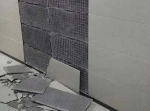 临淄瓷砖空鼓维修公司分享下临淄墙砖松动维修的知识